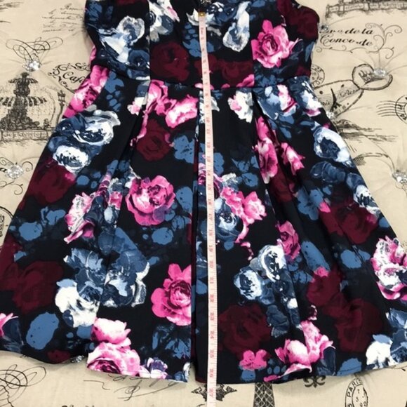 Trixxi Trendy Plus Floral-Print Fit & Flare DRESS - Picture 7 of 8